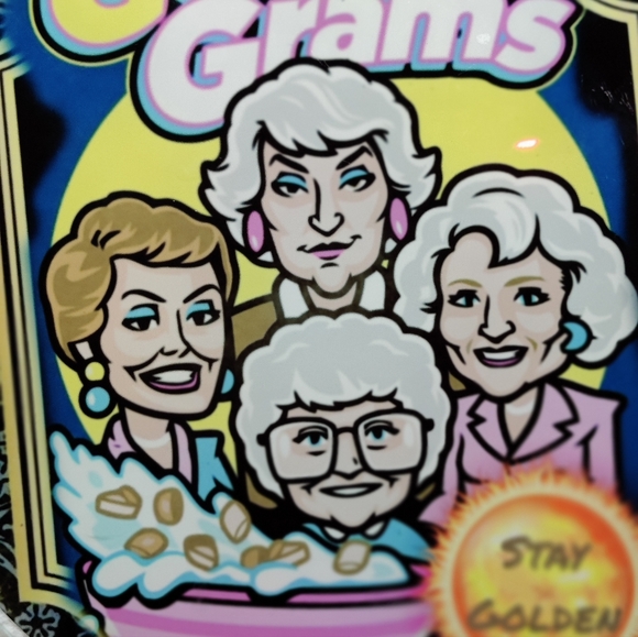 Golden Girls cutting board. - Picture 1 of 10